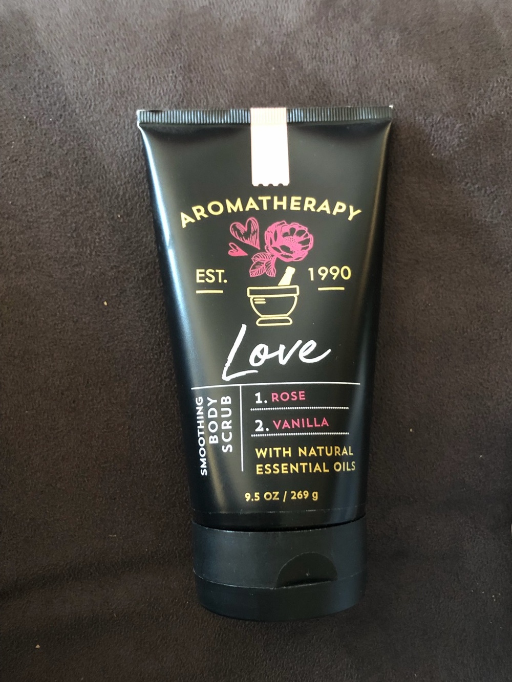Bath and Body Works - Aromatherapy Love scented body scrub